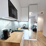 Lägenhetshotell Royal Smart Cracow 4*