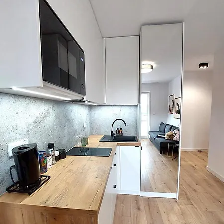 アパートホテル Royal Smart Cracow 4*