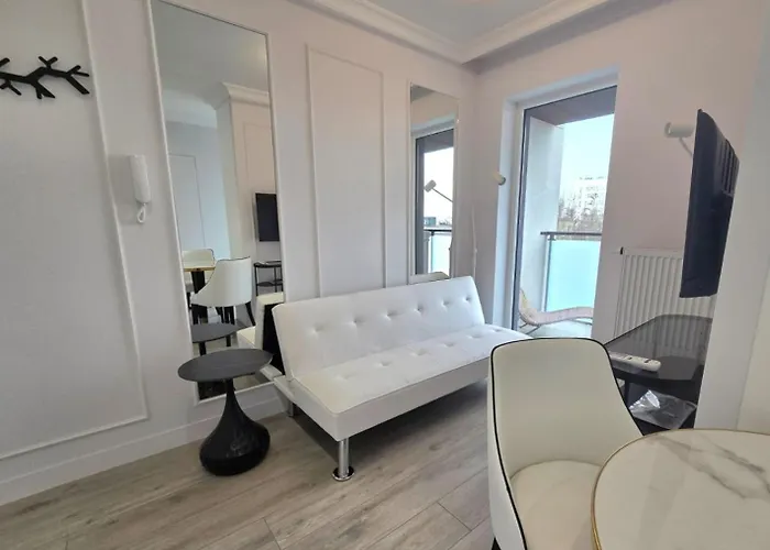 Royal Smart Cracow 아파트호텔 4*